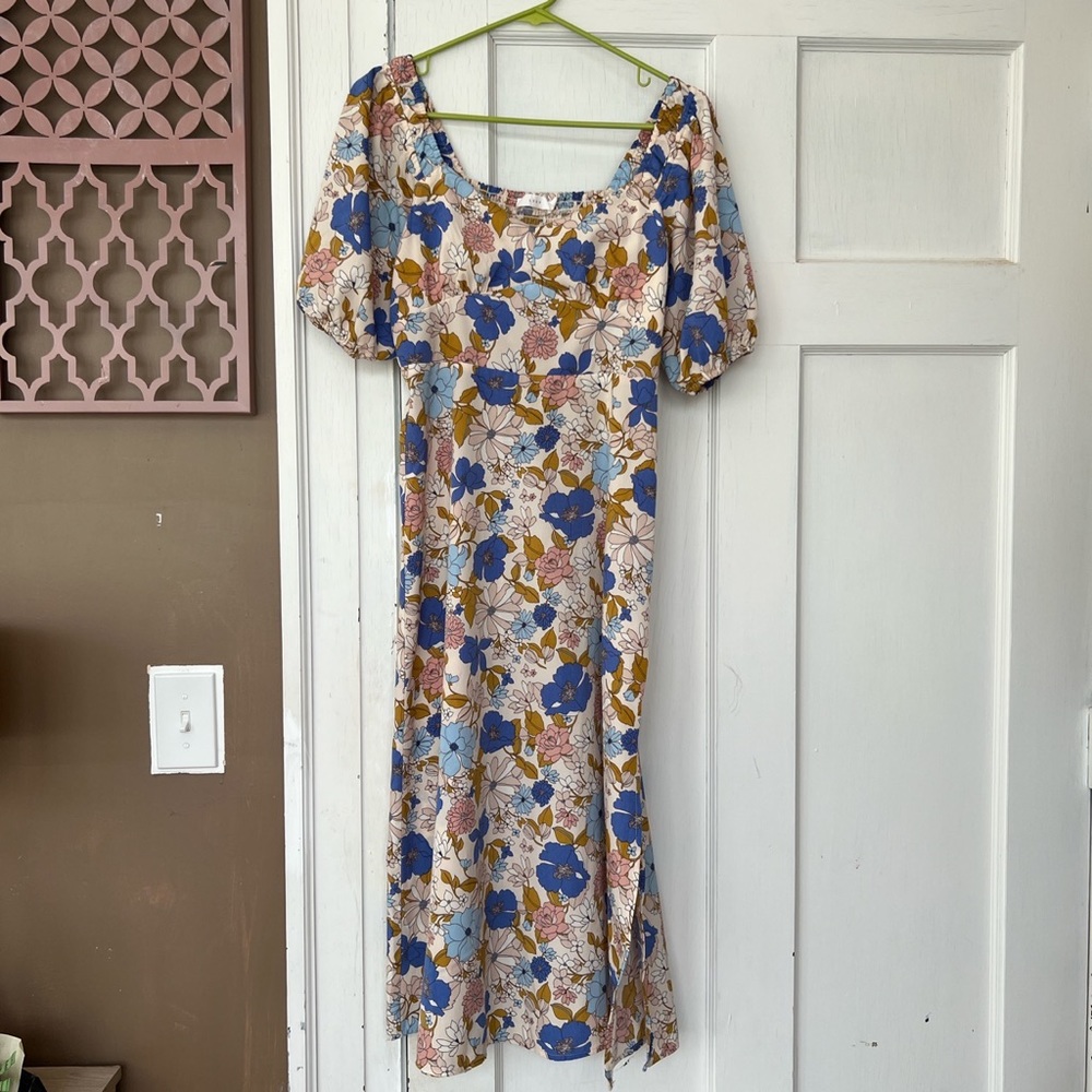 Lush Floral Midi Dress Size XS
